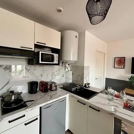 Apartamento Jasmin Centre-ville - Parking & Clim *